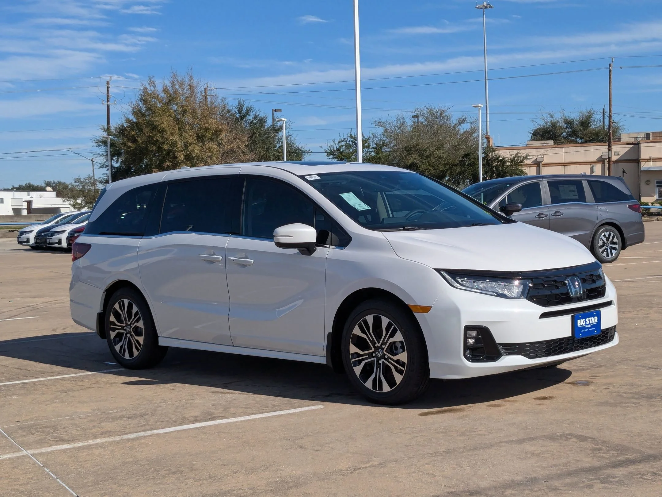 New 2026 Platinum White Pearl Honda Elite image 2