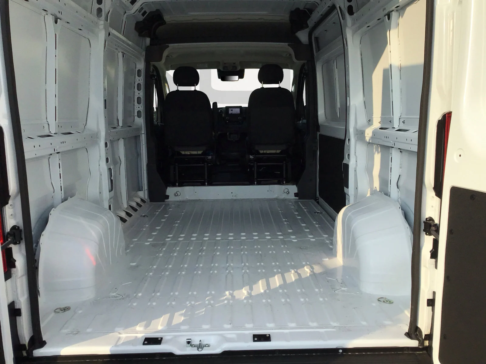 New 2026 Bright White Clearcoat Ram Tradesman image 12