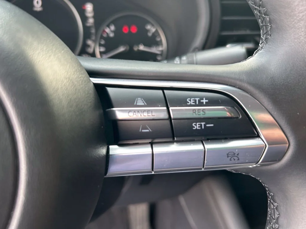 Used 2021 Blue Mazda Preferred image 20