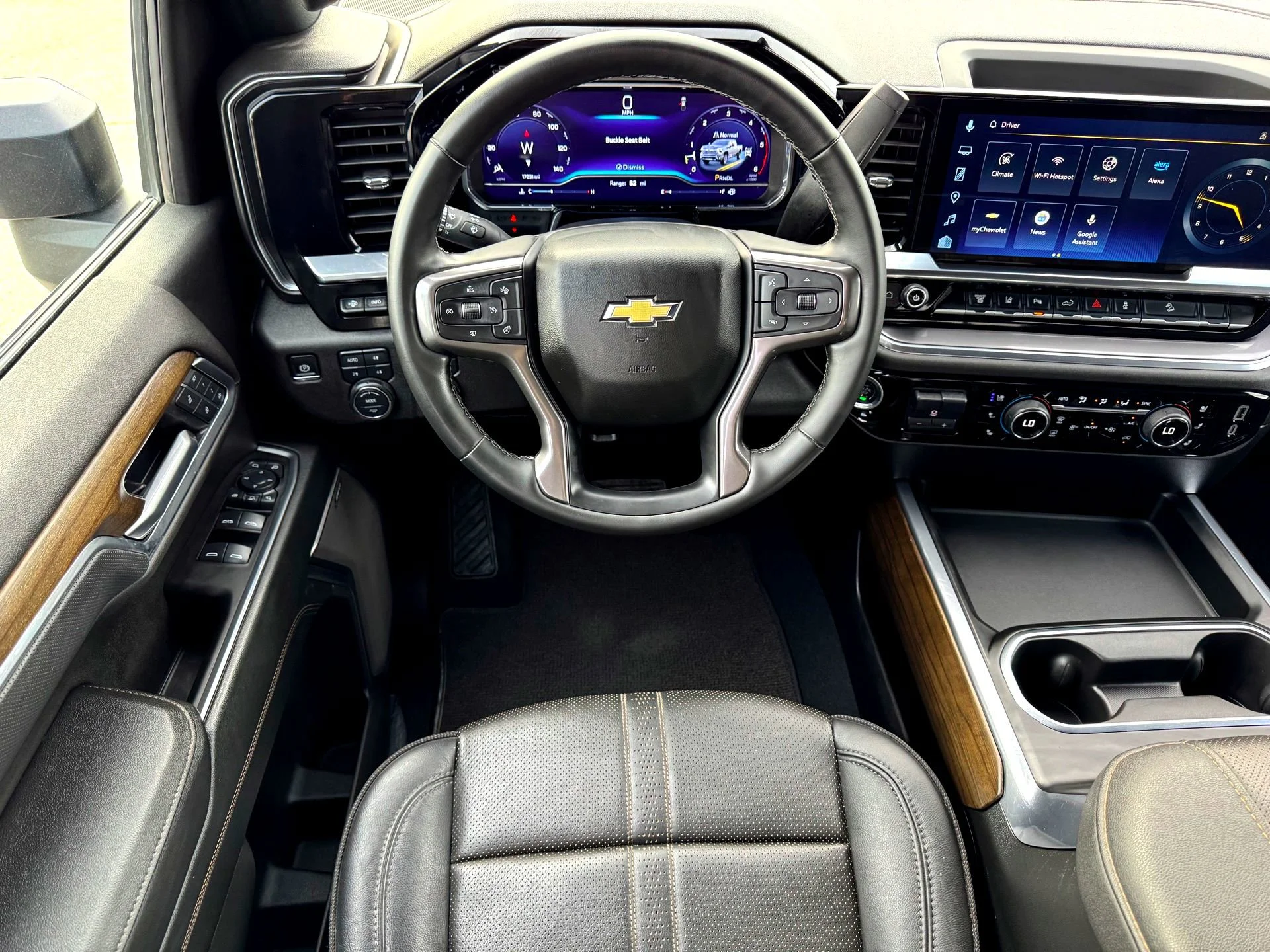 Used 2025 Black Chevrolet High Country image 25