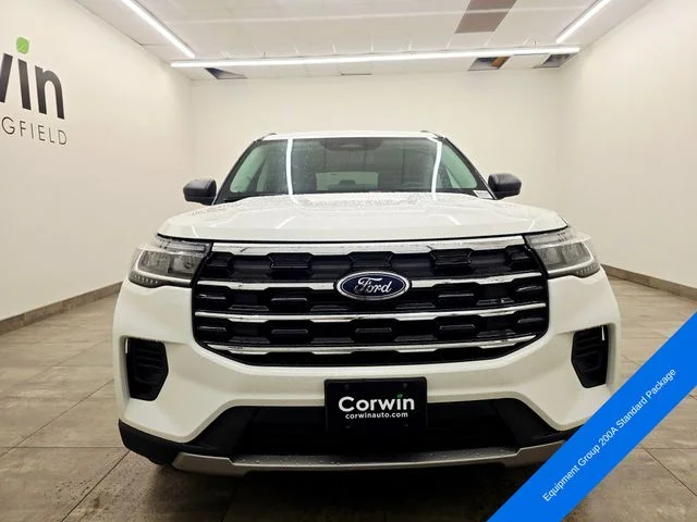 New 2026 Star White Metallic Tri-Coat Ford Active image 7
