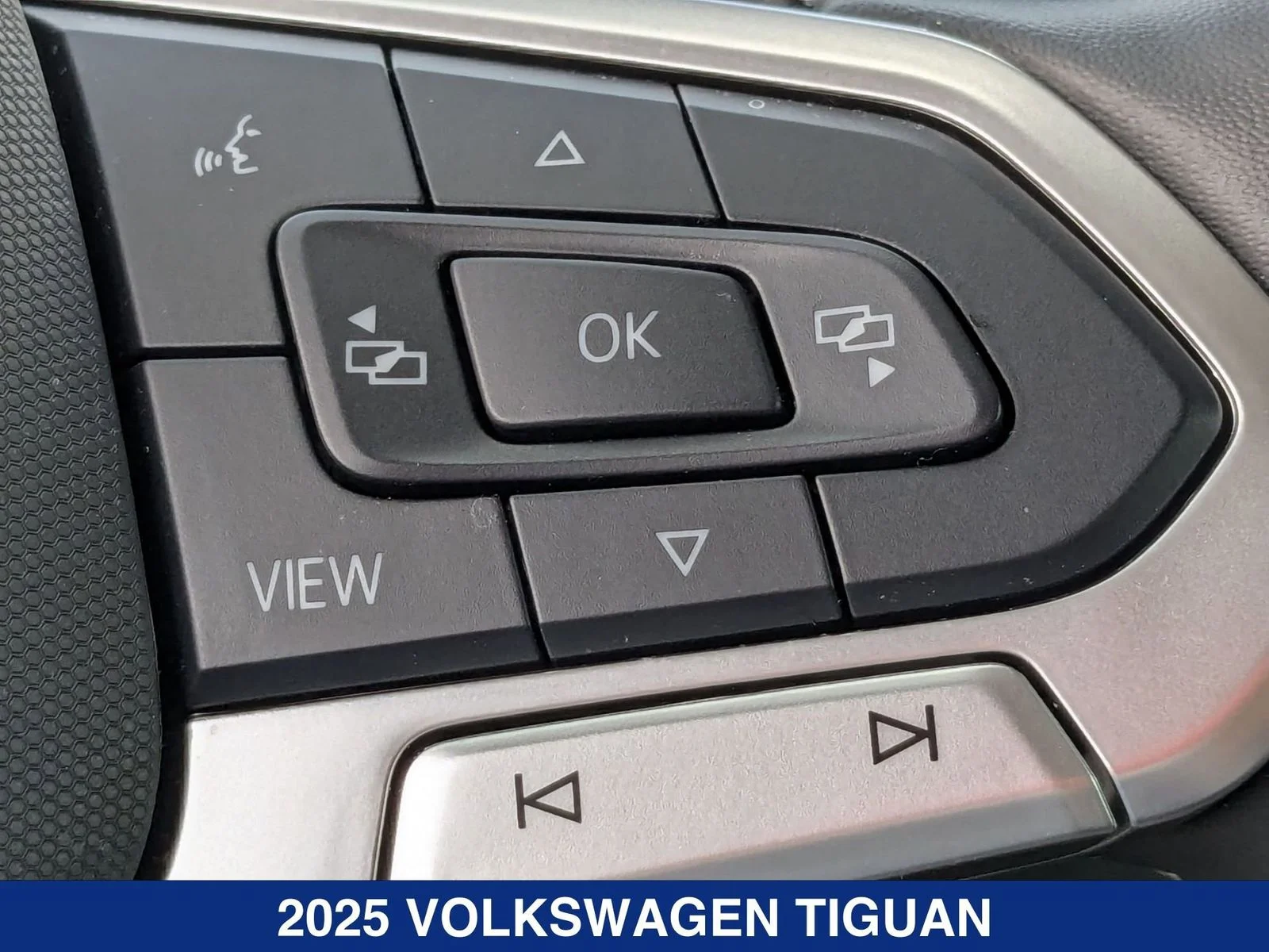 Certified Used 2025 Gray Volkswagen 2.0T S image 15
