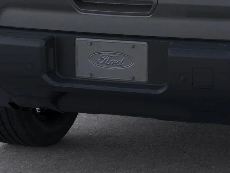 New 2025 Carbonized Gray Metallic Ford Outer Banks® image 23