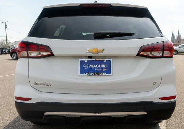Used 2023 White Chevrolet LT image 7