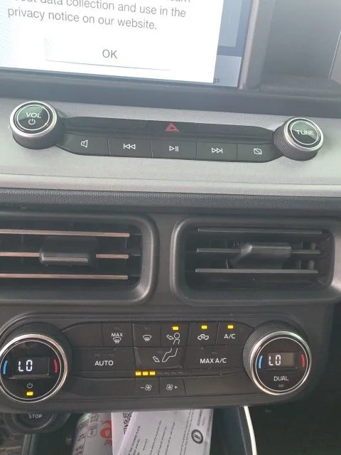 Used 2022 Blue Ford Lariat image 18