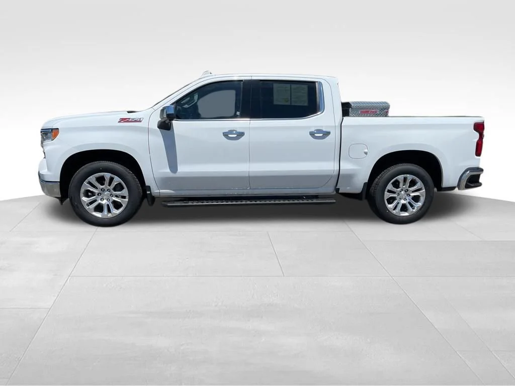 Used 2024 Summit White Chevrolet LTZ image 2