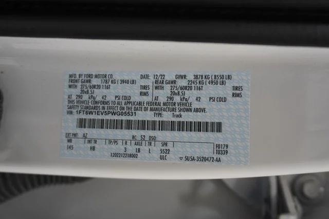 Used 2023  Ford Pro image 38
