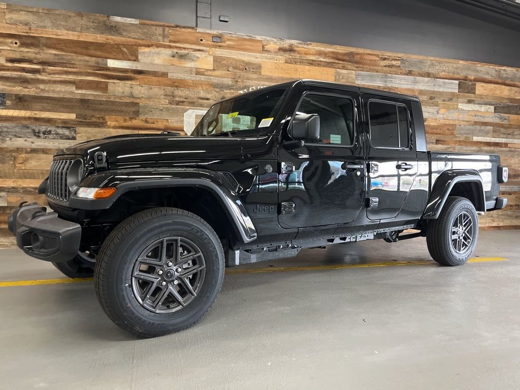 New 2026 Black Clear-Coat Exterior Paint Jeep Sport S image 17