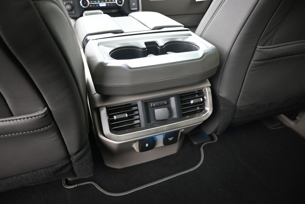 New 2026 White Ford Platinum image 21