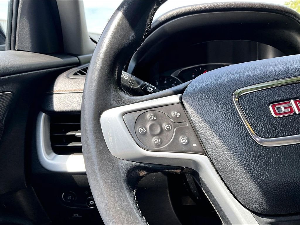 Used 2020 Black GMC SLT image 23
