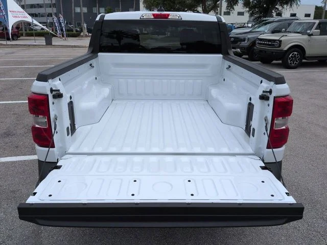 New 2026 Oxford White Ford XL image 13