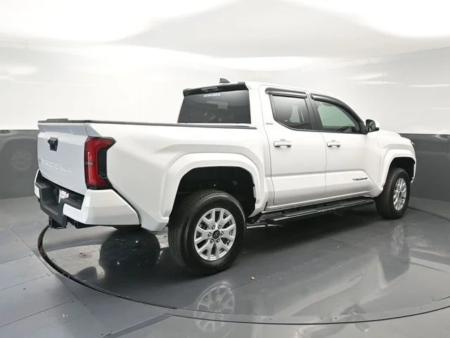 Used 2024 White Toyota SR5 image 7