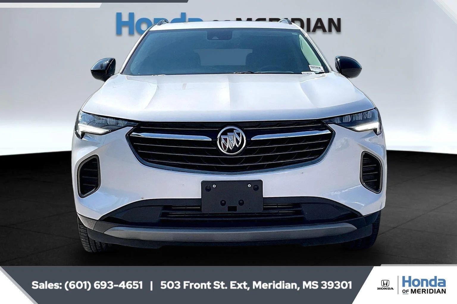 Used 2023 White Frost Tricoat Buick Essence image 3