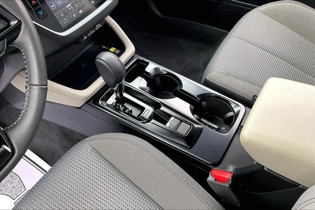 Used 2026 White Subaru Premium image 19