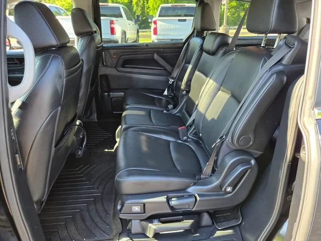Used 2023 Black Honda Touring image 14