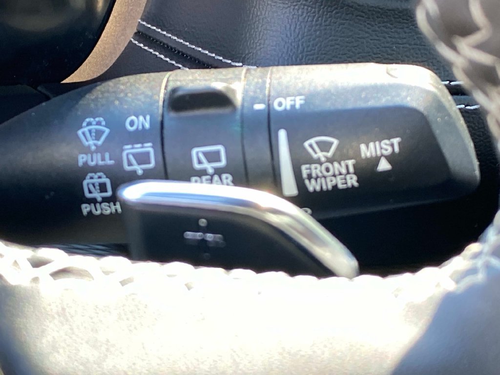 Used 2023 Black Jeep Altitude image 23