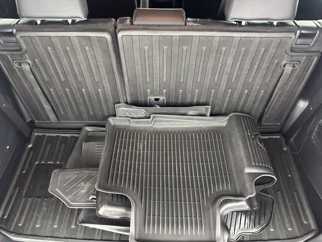 Used 2023 Red Toyota Platinum image 29