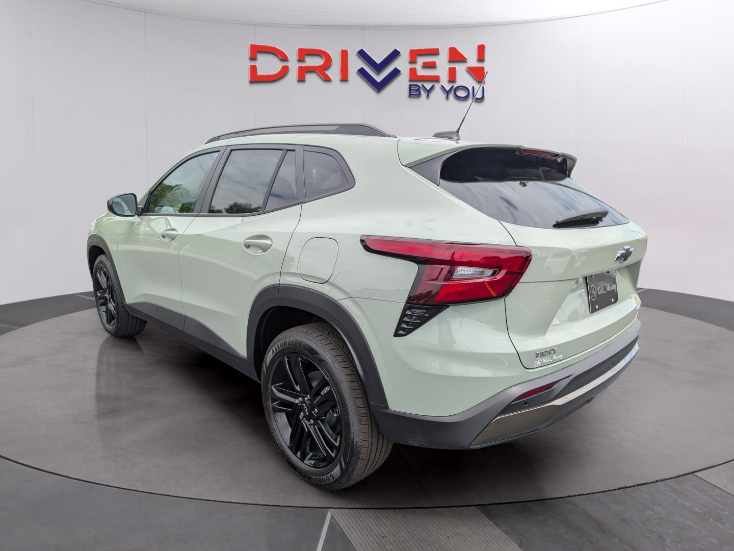 New 2026 Cacti Green Chevrolet ACTIV image 3