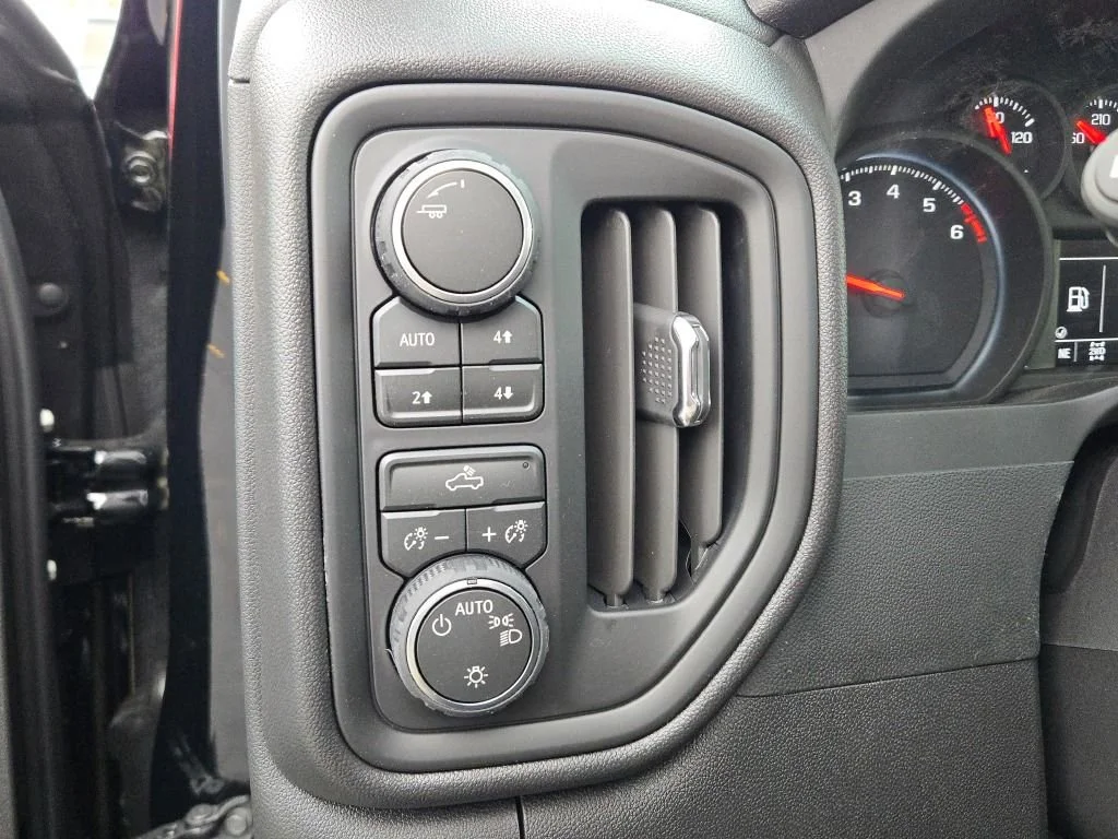 2026 Chevrolet Silverado 1500 Custom Trail Boss - Photo 24