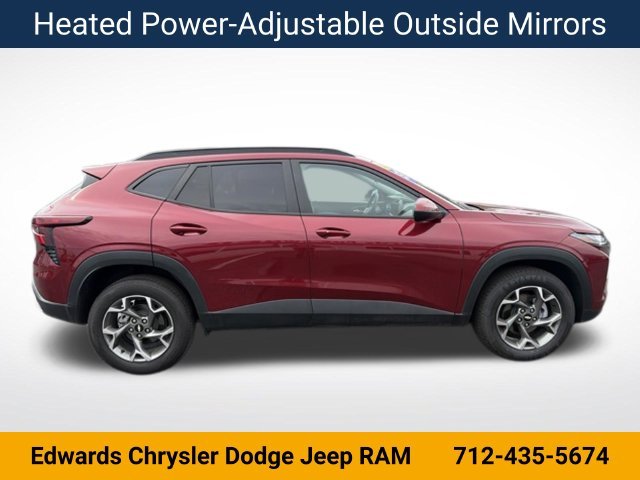Used 2025 Red Chevrolet LT image 10