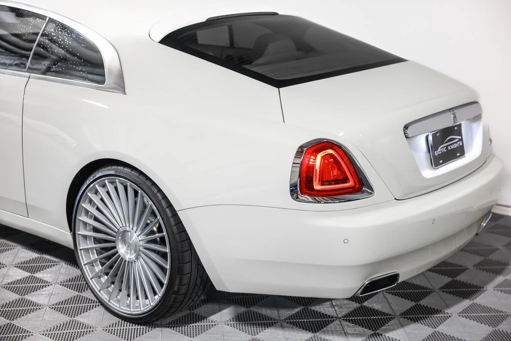 Used 2014 White Rolls-Royce Base image 17