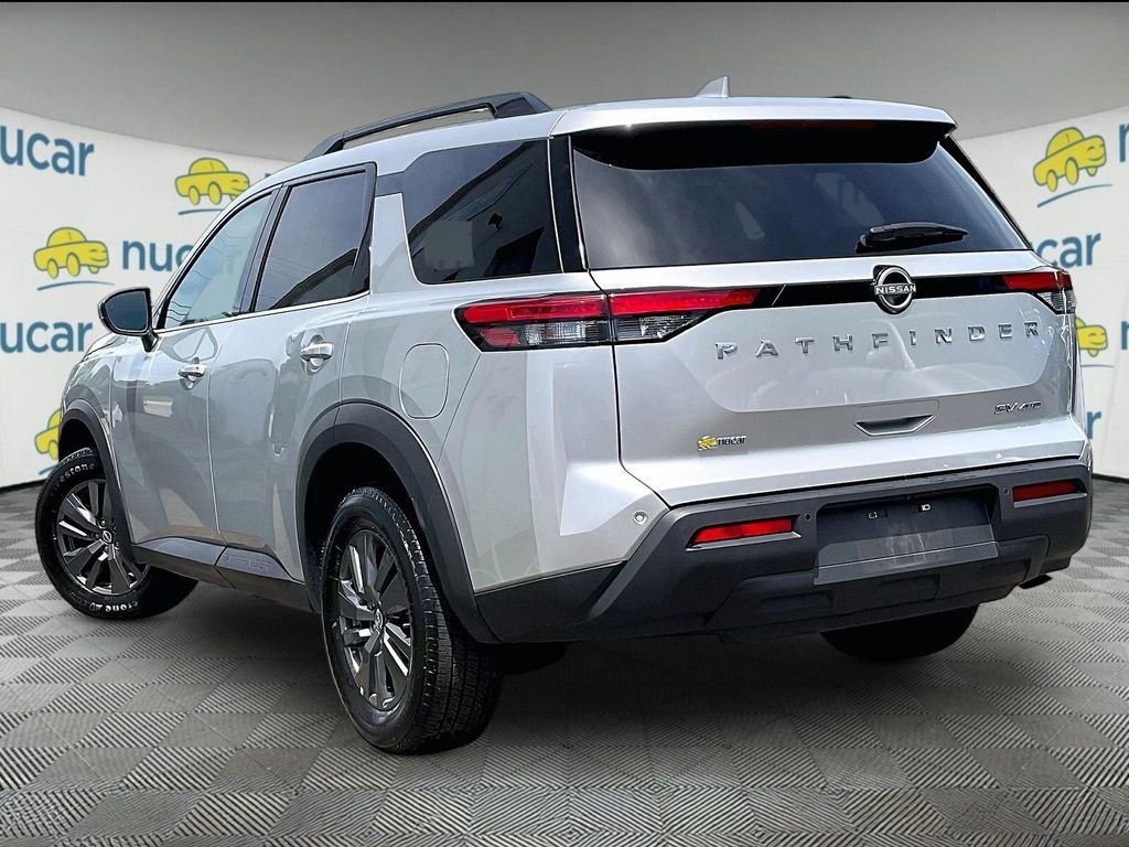 Used 2024 Silver Nissan SV image 4