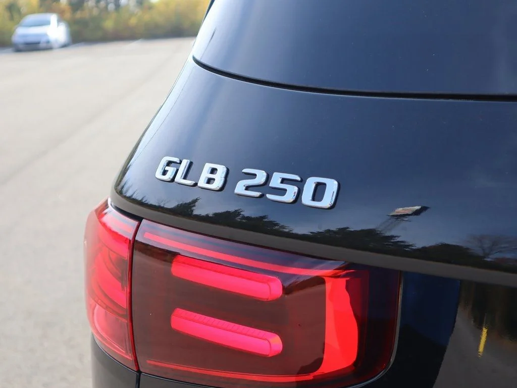 Certified Used 2026 Cosmos Black Metallic Mercedes-Benz GLB 250 image 9