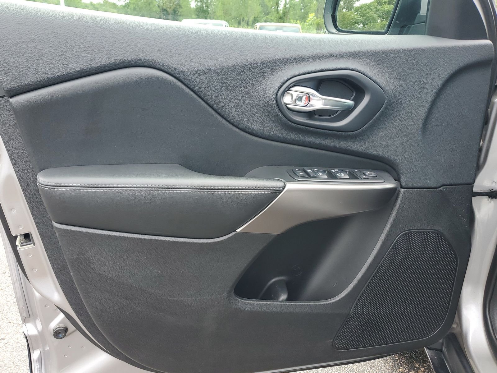 Certified Used 2019 Silver Jeep Latitude Plus image 17