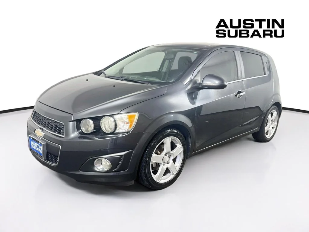 Used 2015 Gray Chevrolet LTZ image 3