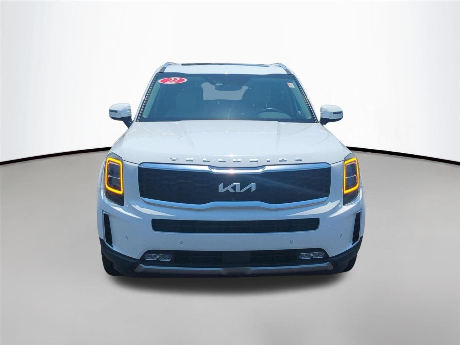 Used 2022 Glacial White Pearl Kia SX image 8