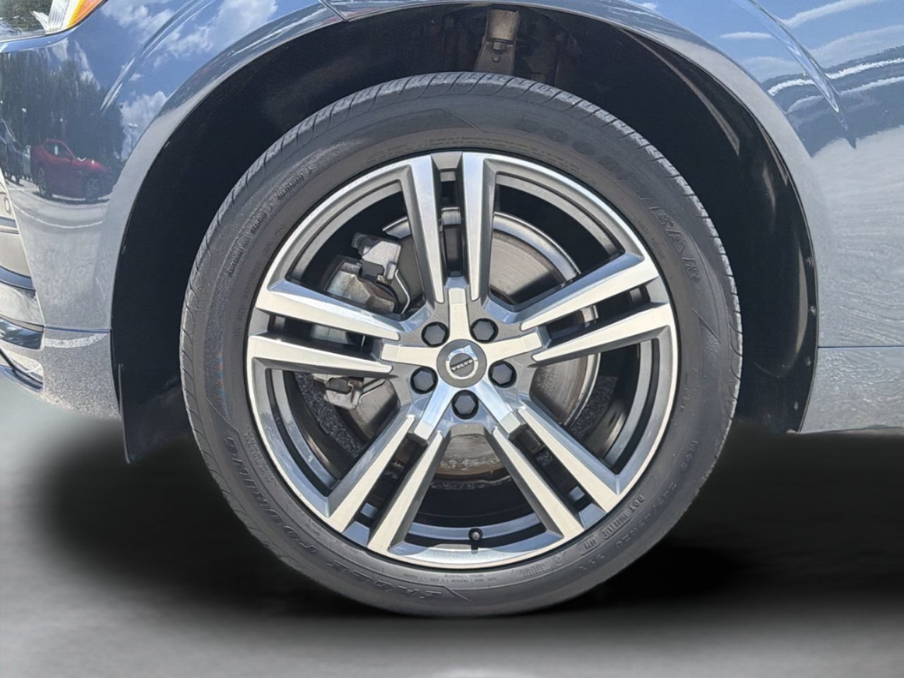 Used 2021 Denim Blue Metallic Volvo T6 Momentum image 35