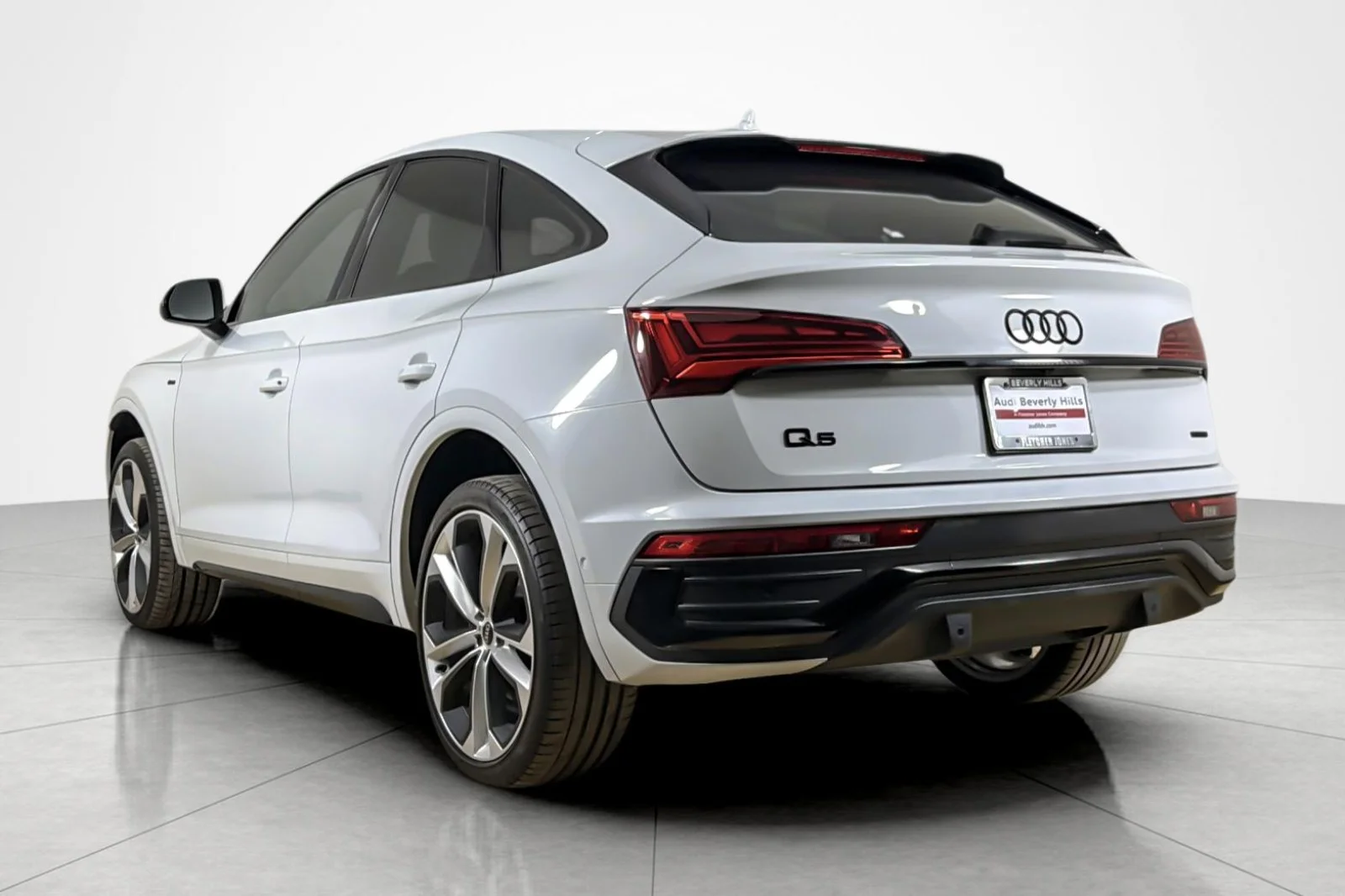 Used 2023 Glacier White Metallic Audi S line Prestige 45 TFSI quattro image 3