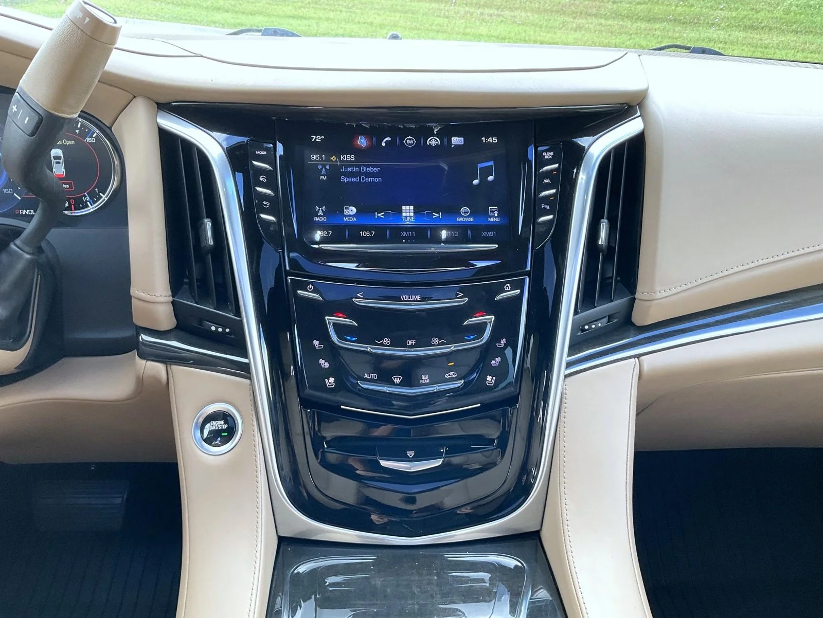 Used 2020 White Cadillac Platinum Edition image 13
