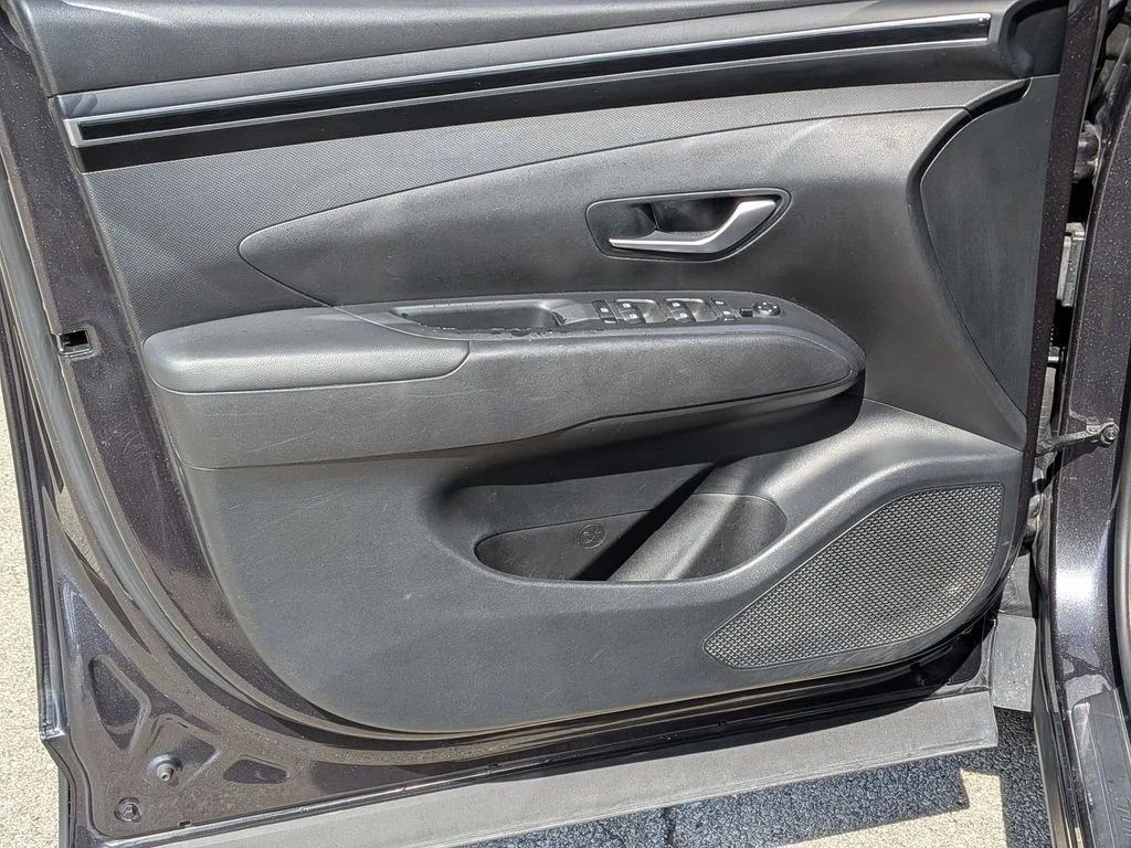 Used 2022 Gray Hyundai SEL image 12