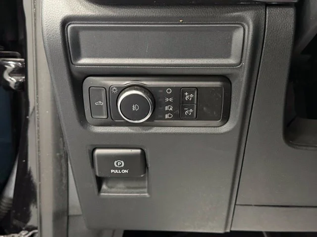 Used 2021 Black Ford XLT image 12