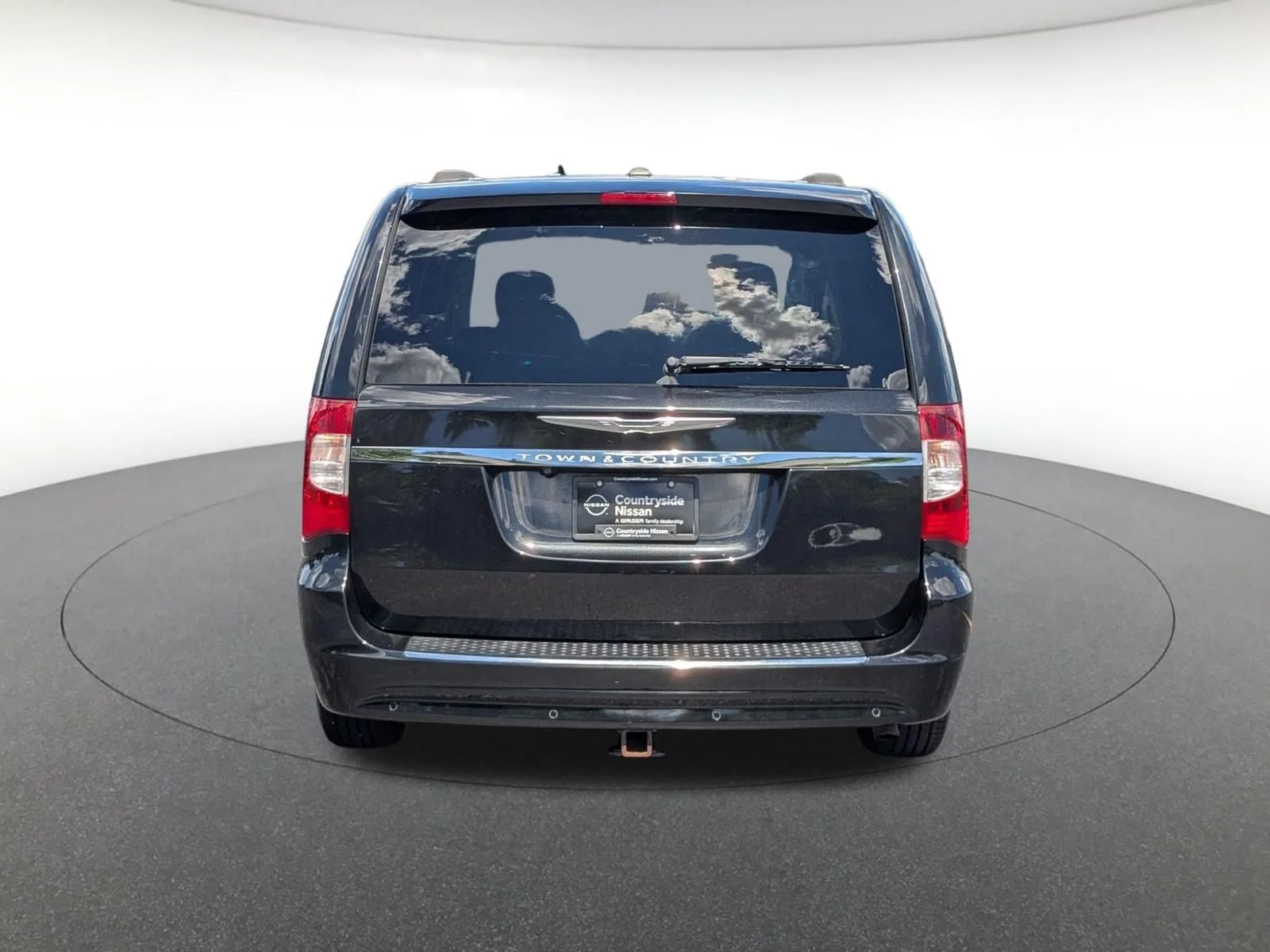 Used 2015 Brilliant Black Crystal Pearlcoat Chrysler Touring-L image 6