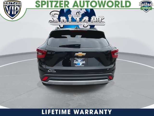 2026 Chevrolet Trax photo 12 of 40