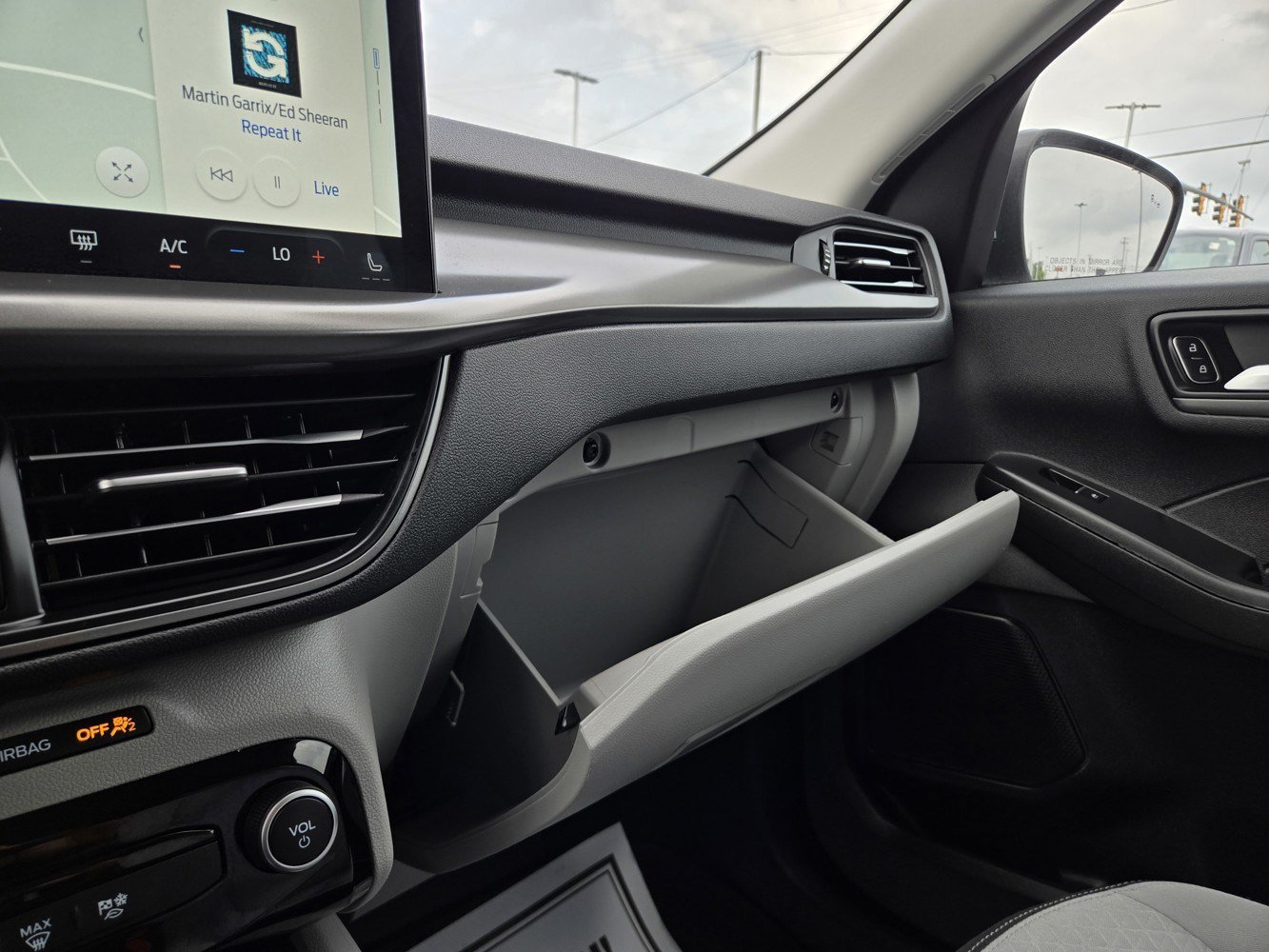 Used 2023  Ford Active image 15