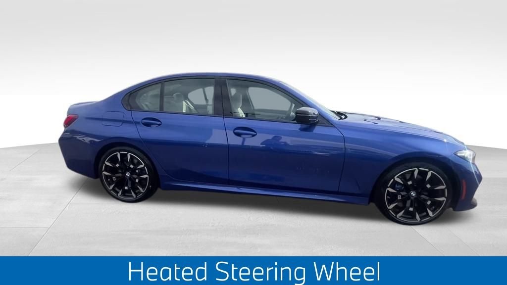 2025 BMW 3 Series 330i - Photo 14