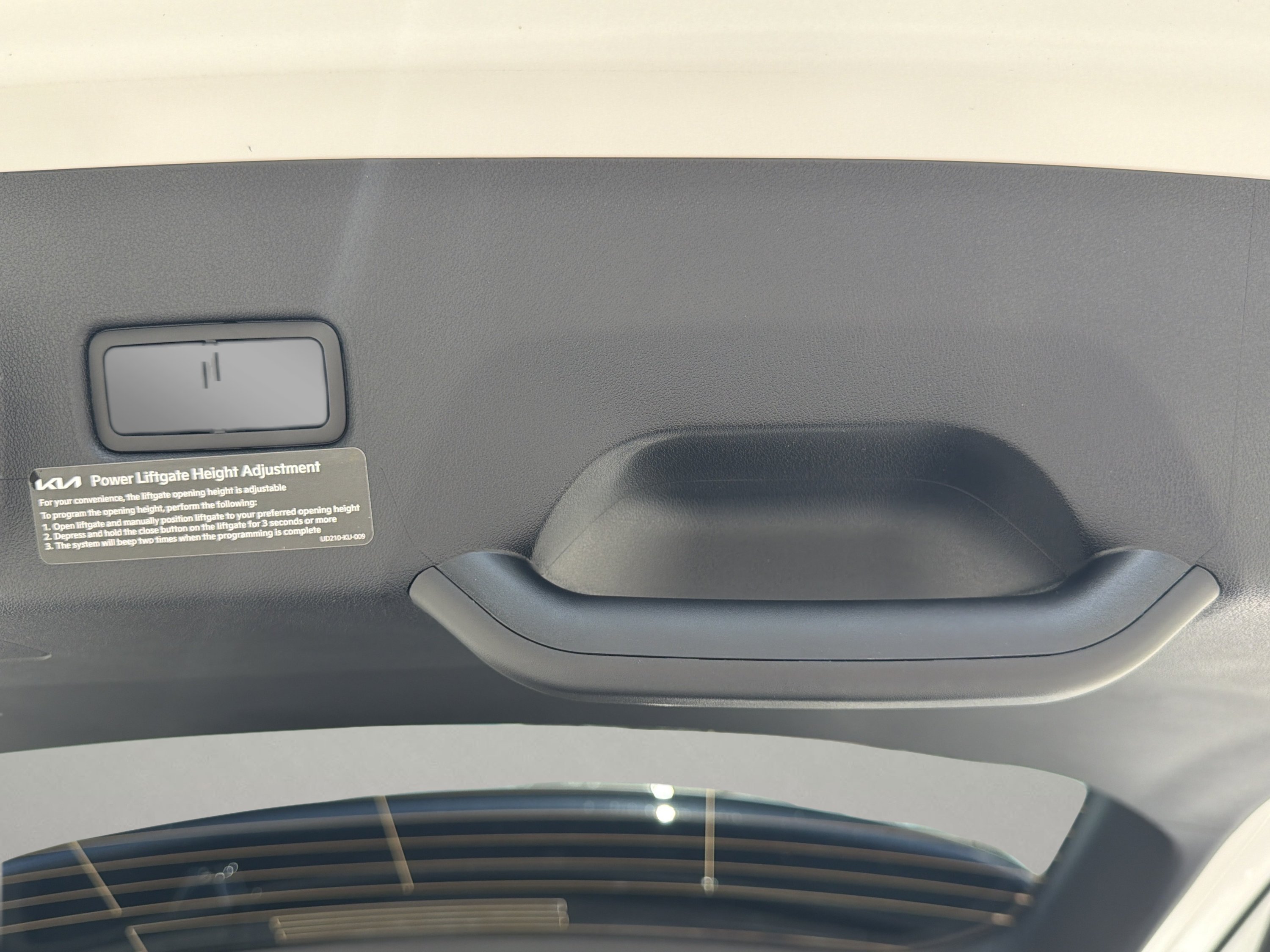 New 2027 Glacial White Pearl Kia SX Prestige image 27