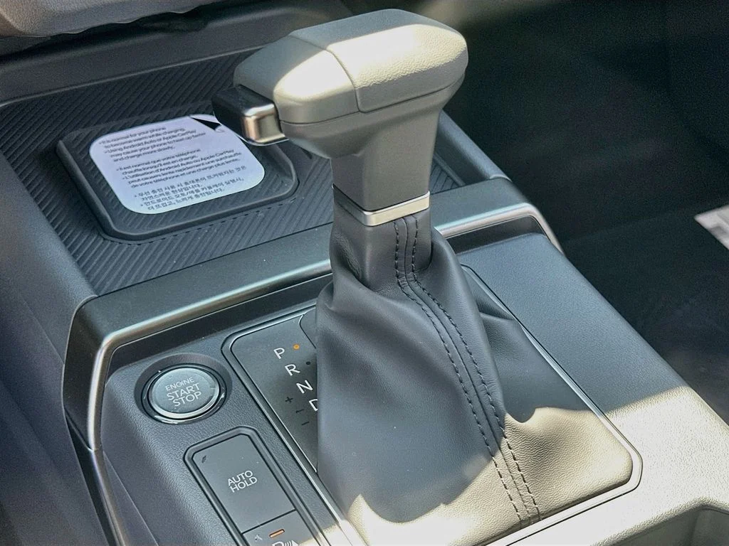 New 2027 Interstellar Gray Kia EX image 16