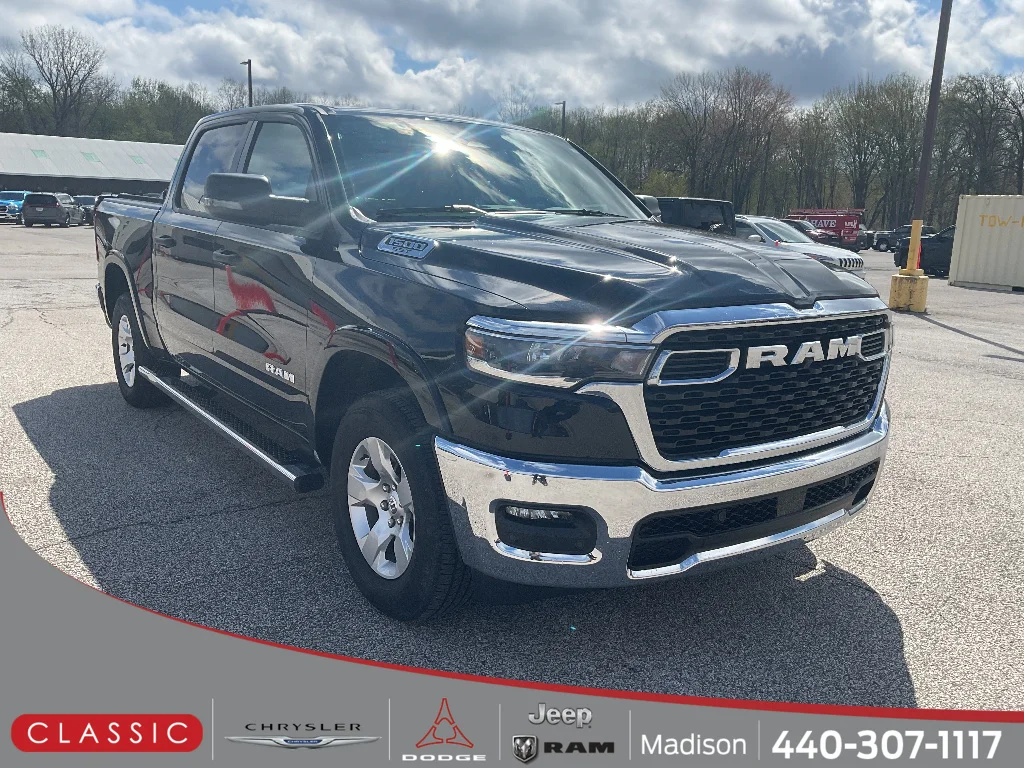 2025 RAM 1500 Big Horn/Lone Star 4x4 Crew Cab 5'7's photo