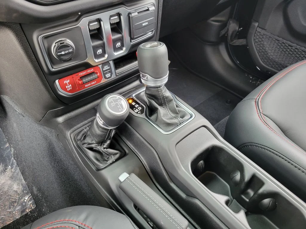 New 2026 Black Clearcoat Jeep Rubicon X image 14