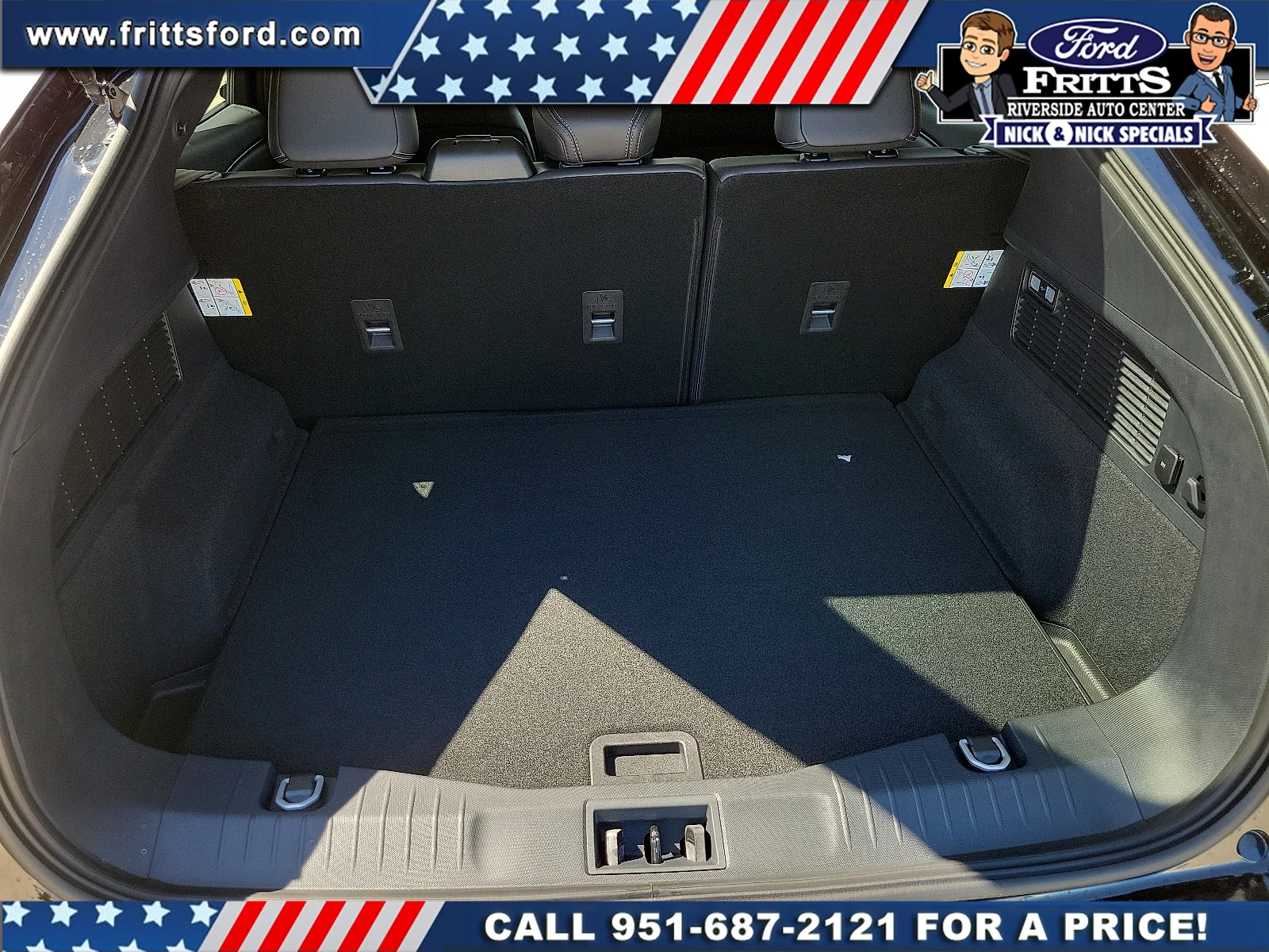 New 2026 Shadow Black Ford Select image 21