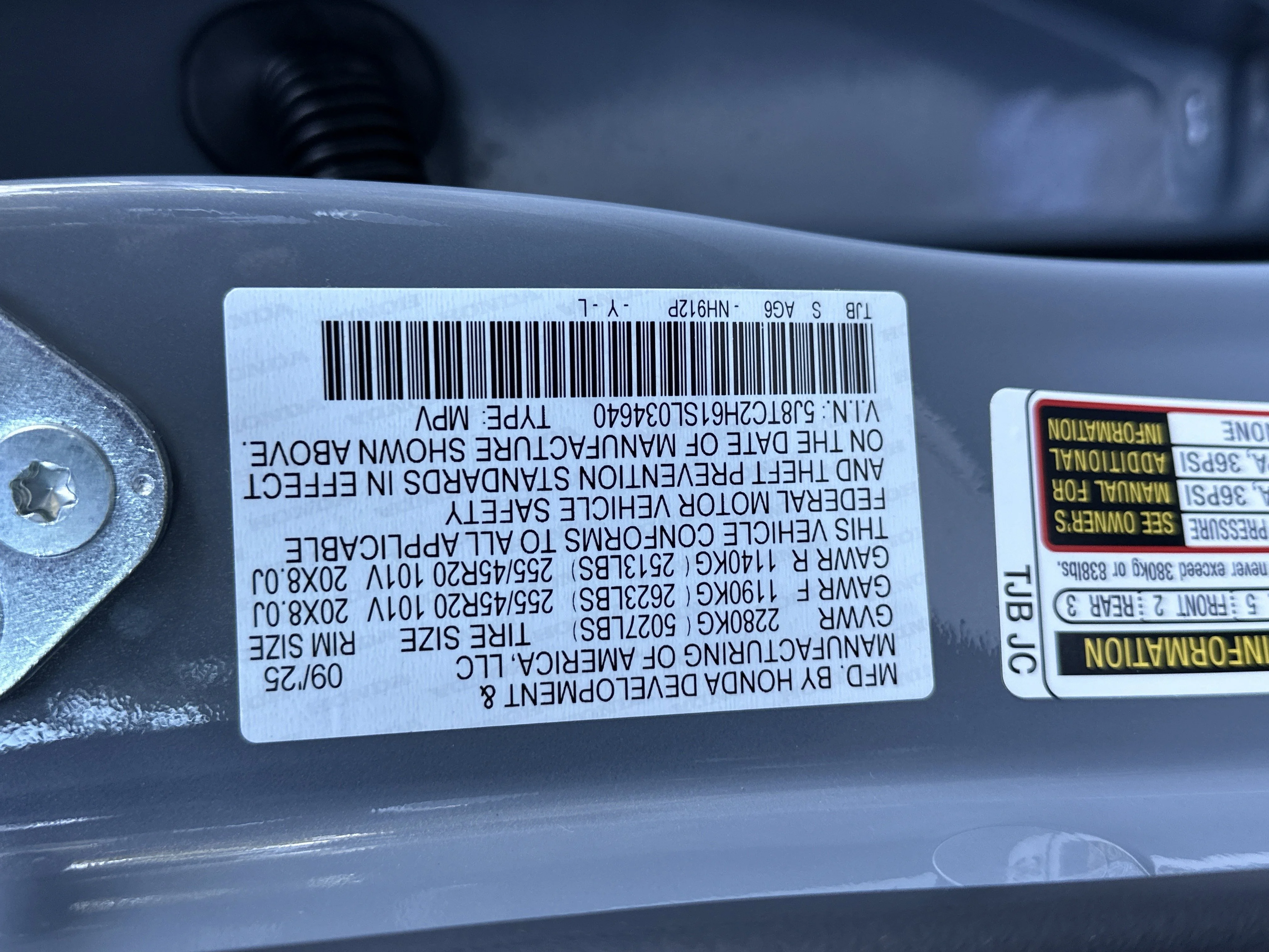 New 2025 Urban Gray Pearl Acura w/A-Spec Package image 27