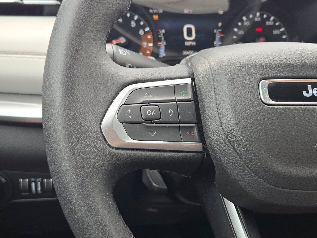 Used 2025 Red Jeep Limited image 27