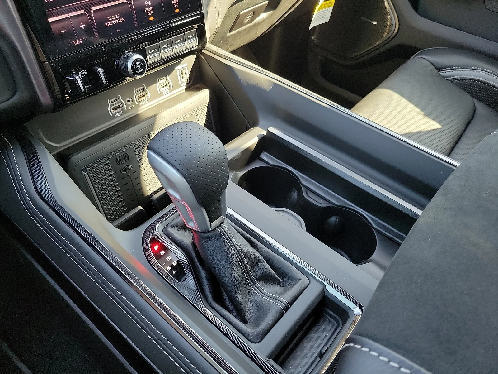 New 2026 Serrano Green Ram RHO CREW CAB 4X4 5