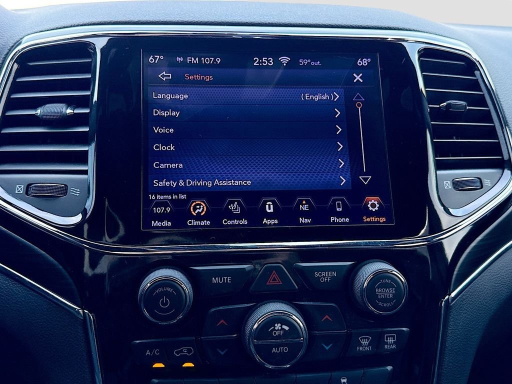 Used 2020 Gray Jeep Limited image 29