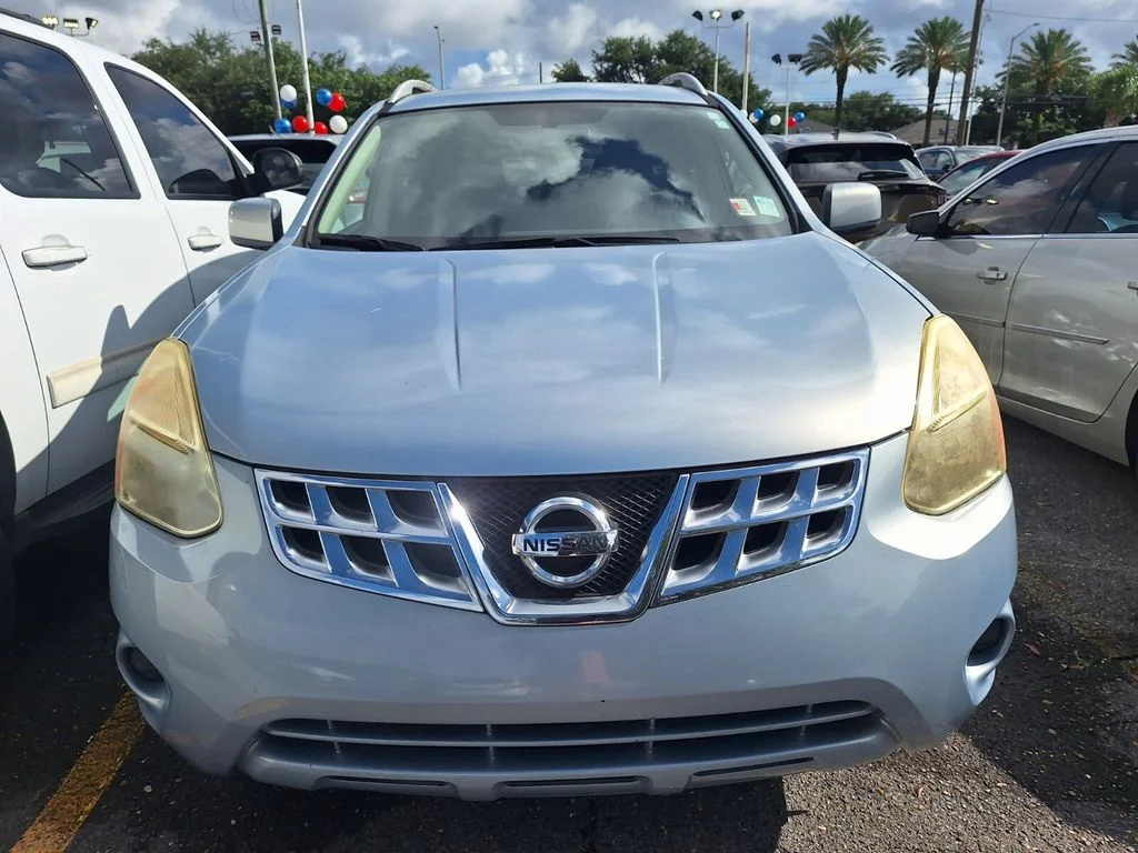 Certified Used 2013 Blue Nissan SV image 2