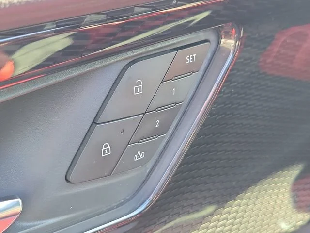 2024 Chevrolet Blazer EV RS - Photo 22